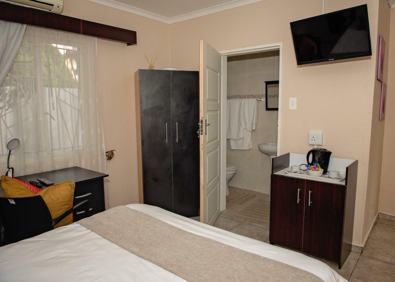 Savannah Guest House Polokwane Dış mekan fotoğraf